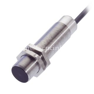 Датчик ёмкостный BALLUFF BCS M18B4N1-NOC80D-EP02